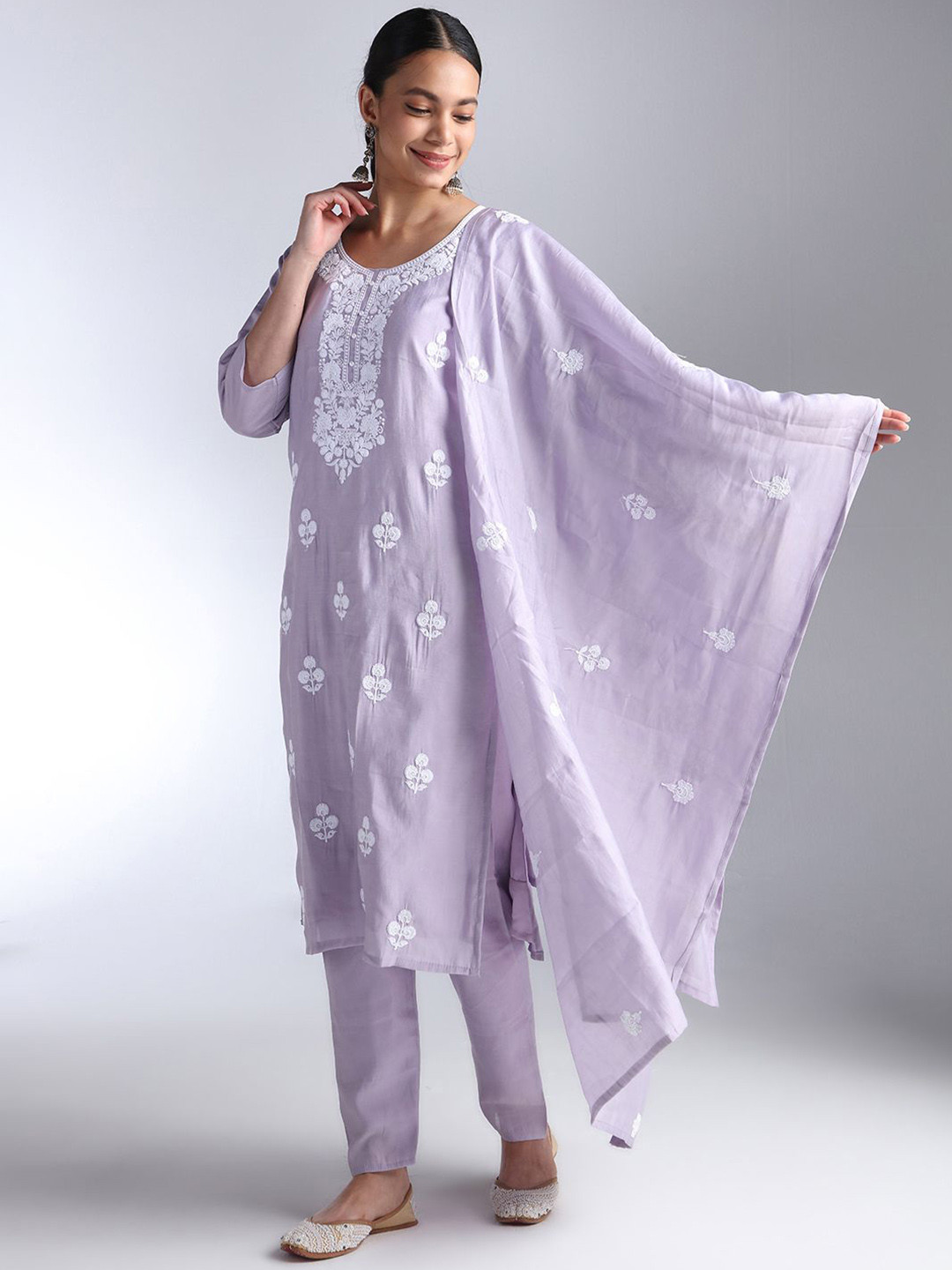 

House Of Dharaa Floral Embroidered Chanderi Silk Straight Kurta With Trousers & Dupatta, Lavender