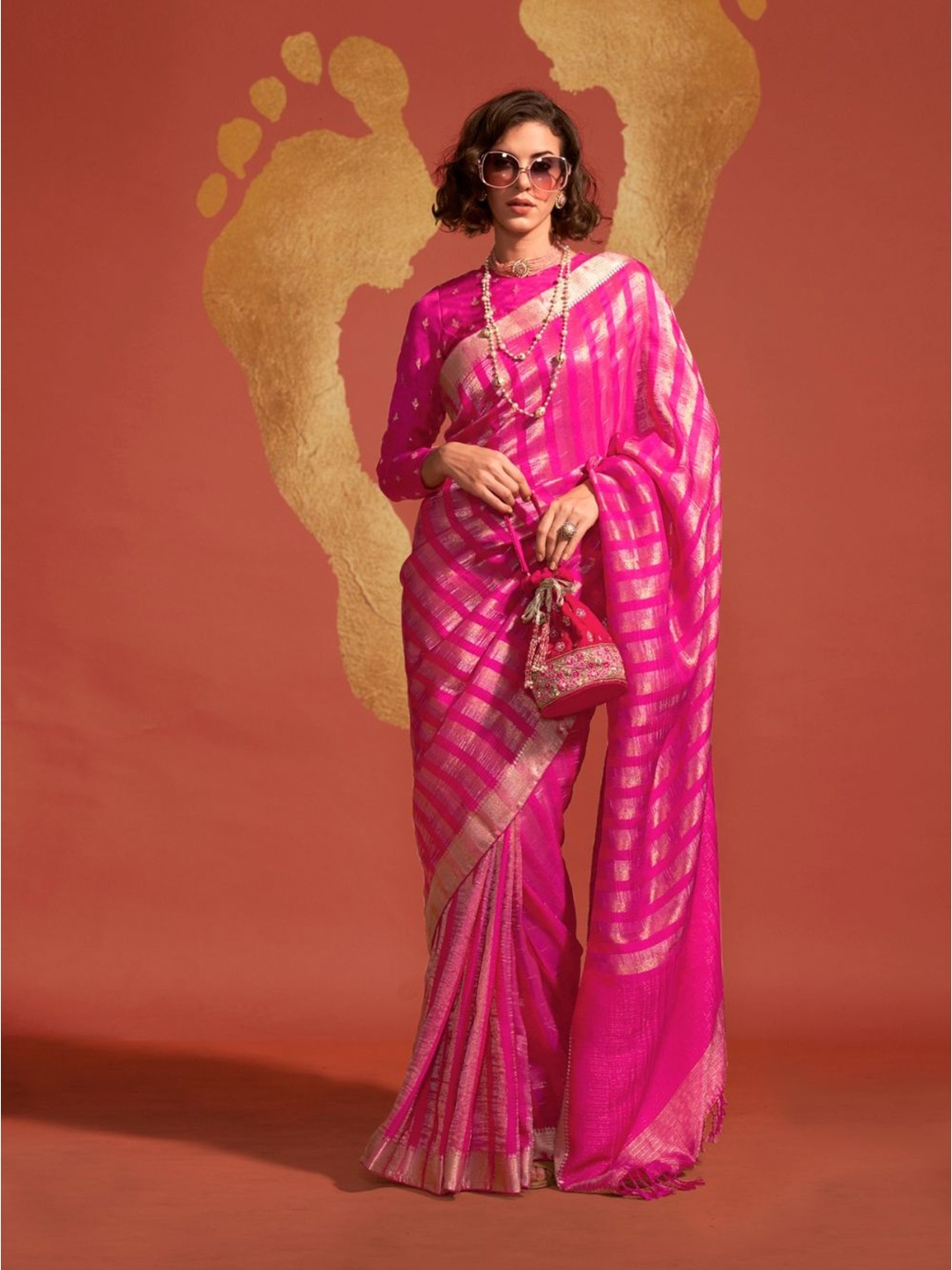 

BLENDIFY Woven Design Zari Banarasi Saree, Pink