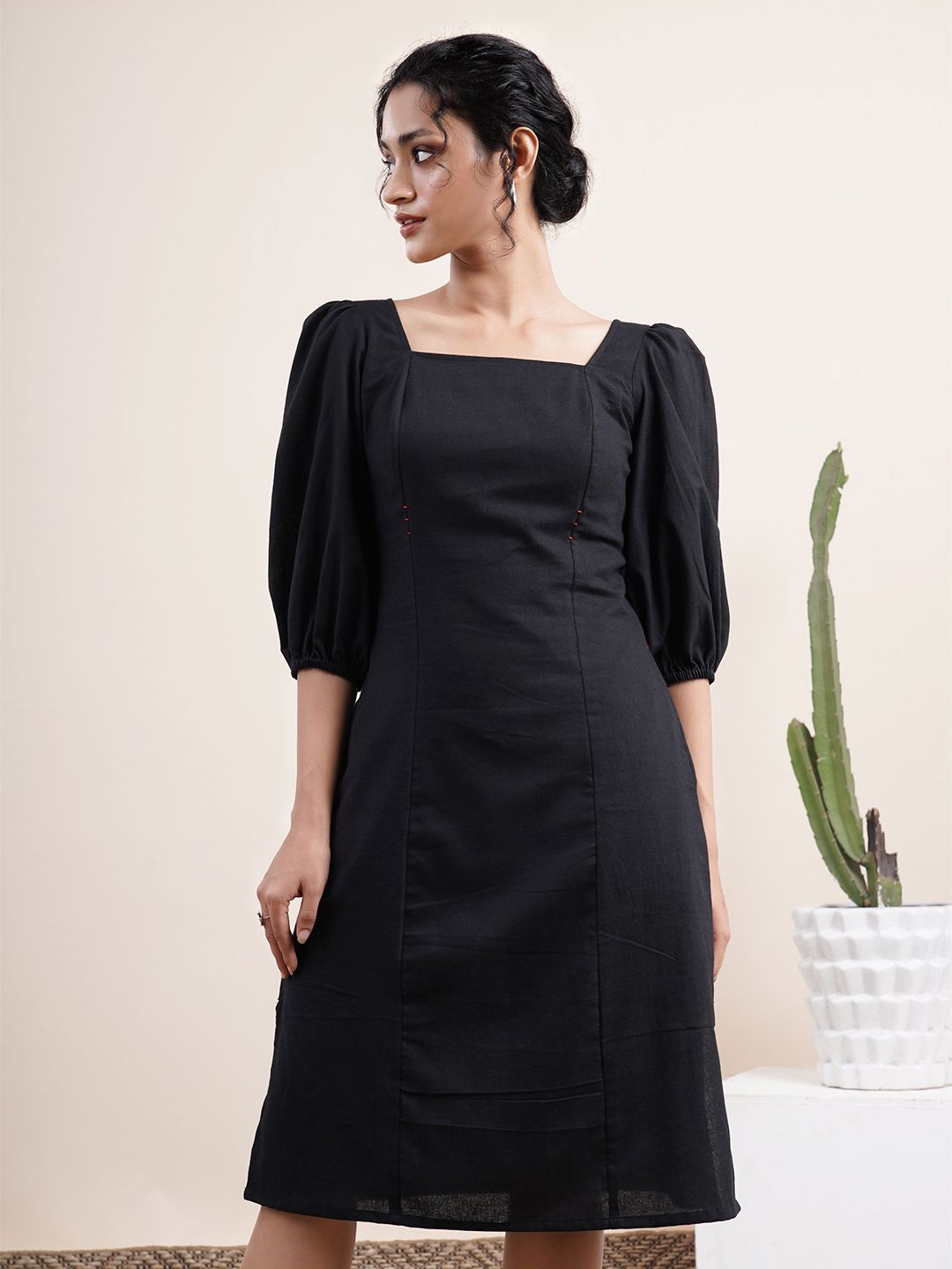 

Abhishti Puff Sleeve A-Line Dress, Black