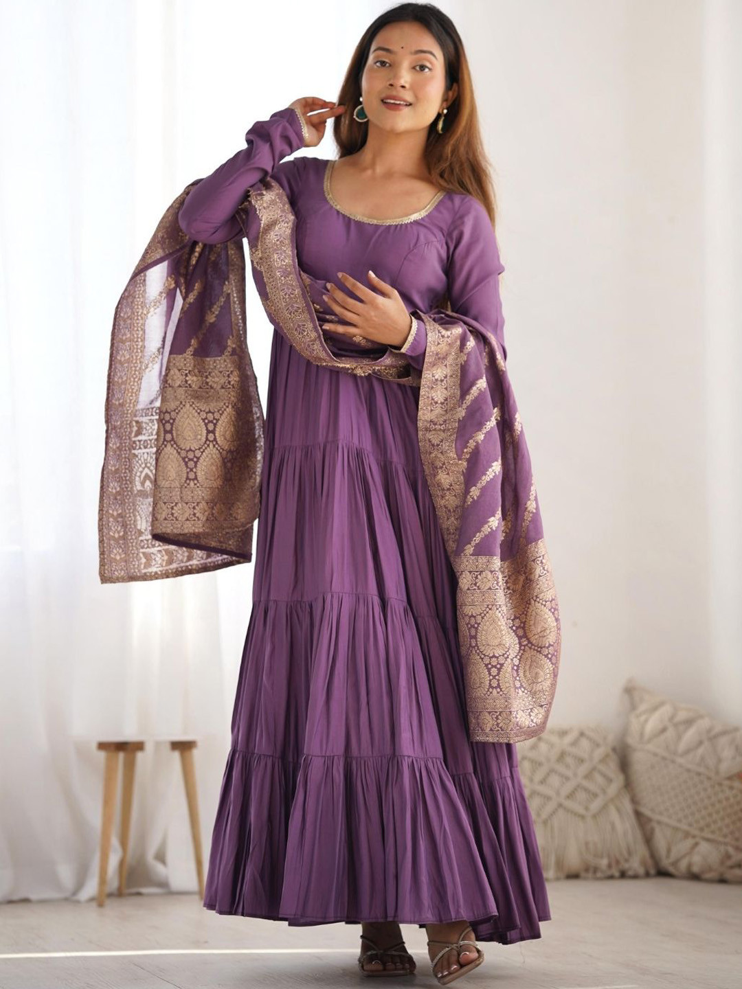

Fusionic Elegant Tiered Round Neck Chanderi Silk Anarkali Kurta With Trousers & Dupatta, Mauve