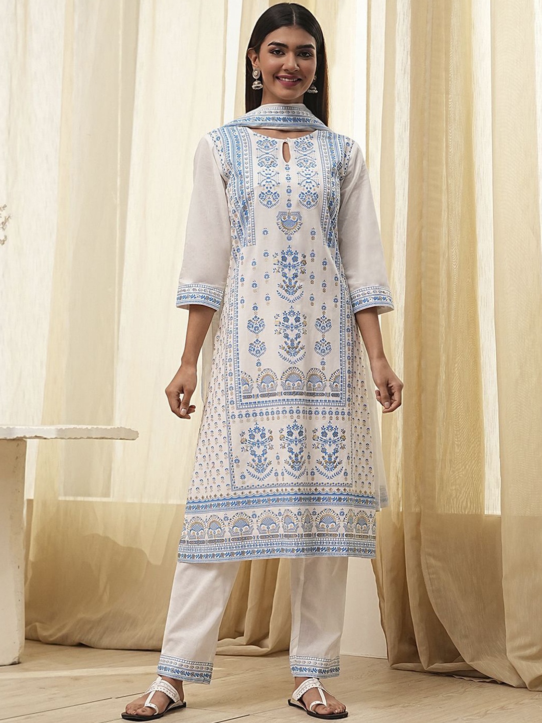 

Biba Floral Printed Keyhole Neck Pure Cotton Straight Kurta With Trousers And Dupatta, White