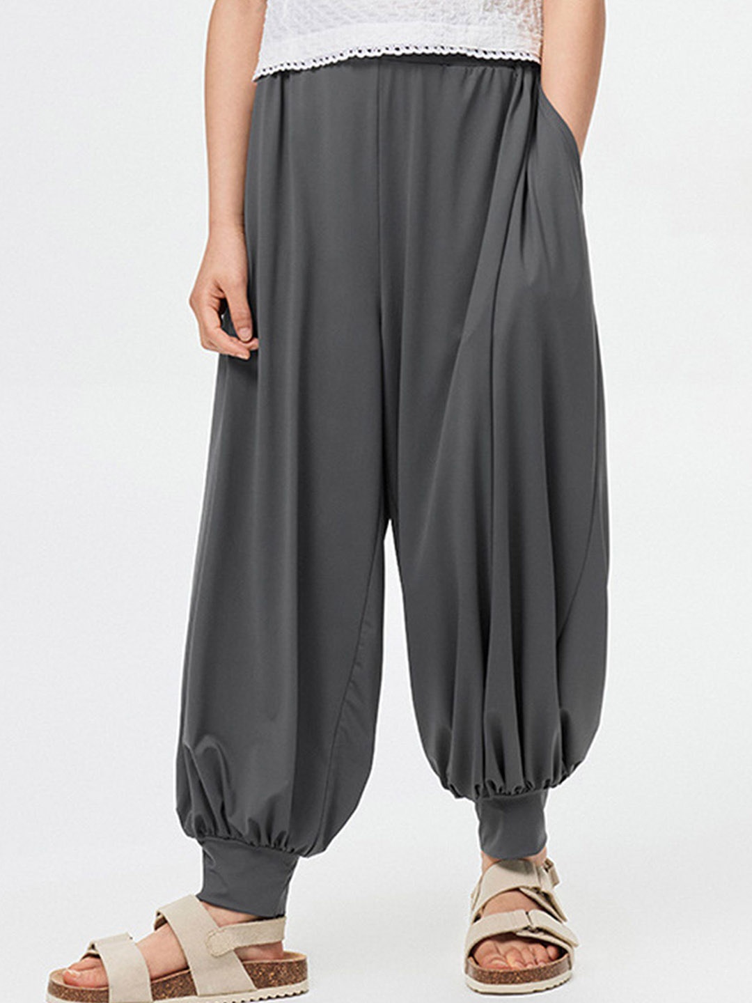 

LULU & SKY Girls Loose Fit High-Rise Drop Crotch Trousers, Grey