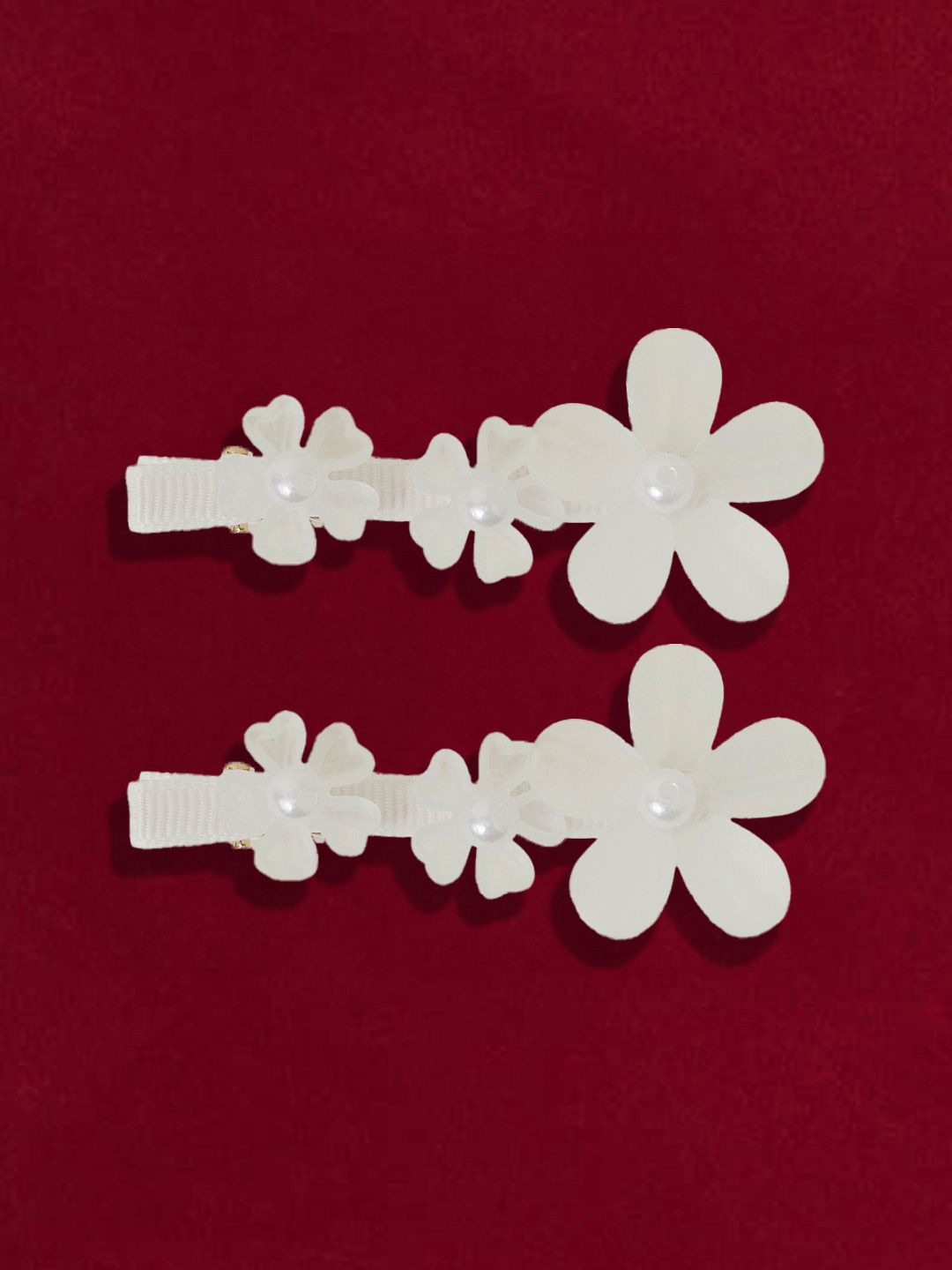 

Accessorize Girls Set of 2 Floral Tic Tac Hair Clip, White