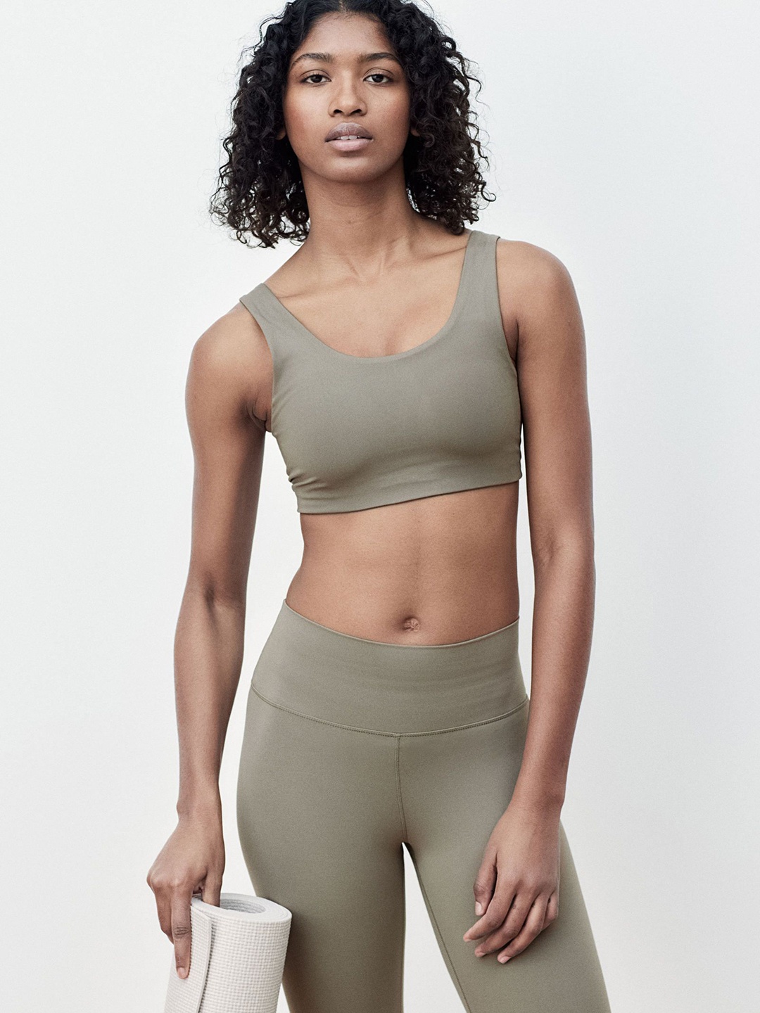 

H&M Yoga Leggings With Soft Move Lycra, Beige