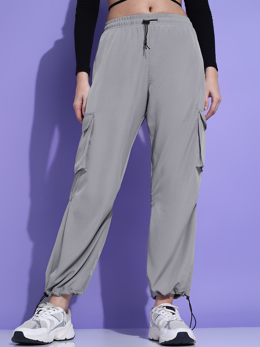 

The Roadster Lifestyle Co Women Baggy Fit Rapid-Dry Cargo Trousers, Grey