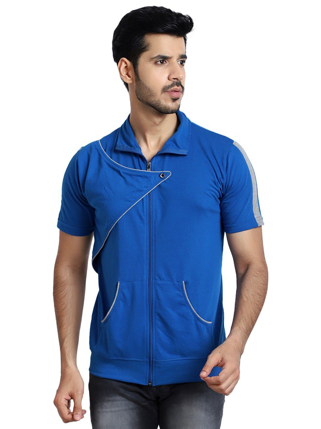 

Black Collection Men Solid Slim Fit T-shirt, Blue
