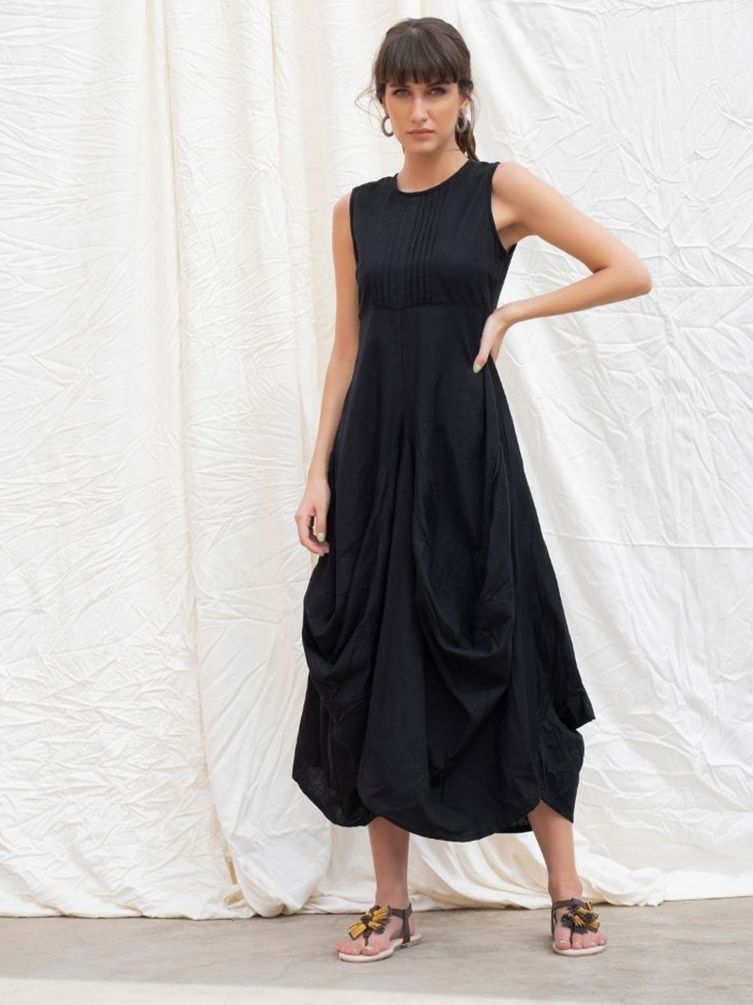 

Abhishti Midnight-Black Cotton Cowl Dress