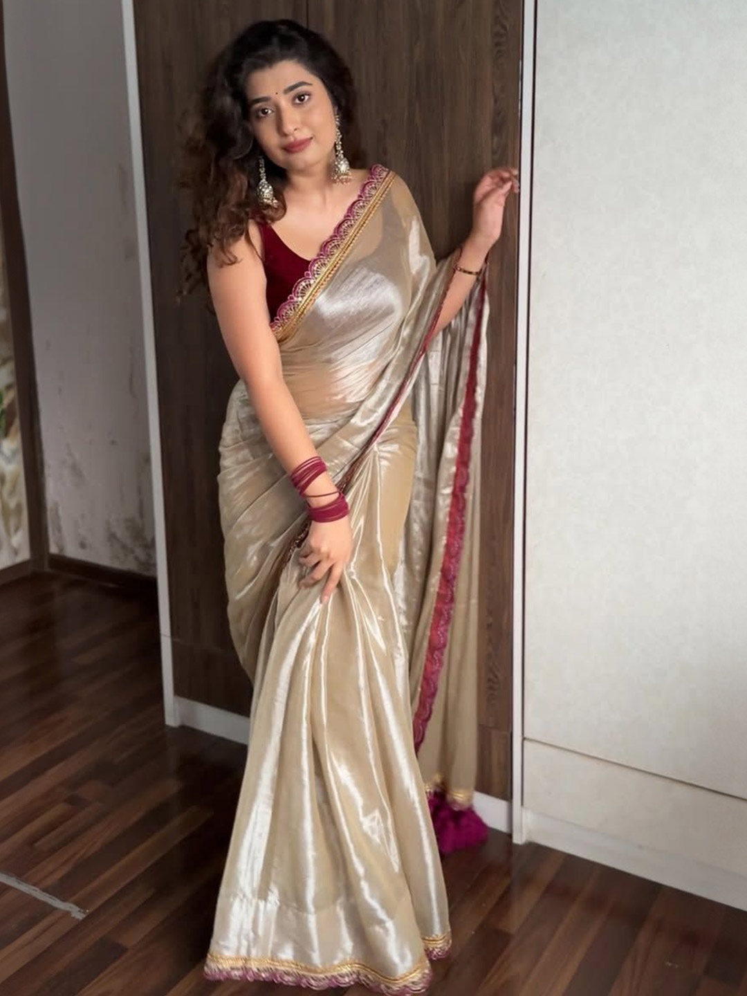 

HMP Fashion Saree with Blouse Piece, Beige
