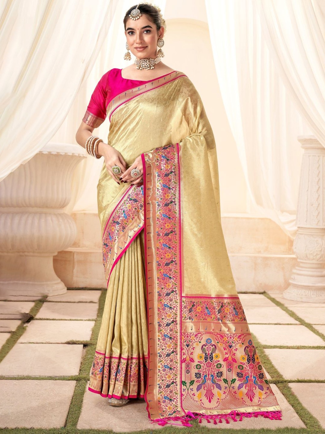 

DEVATITHI Beige Silk Saree