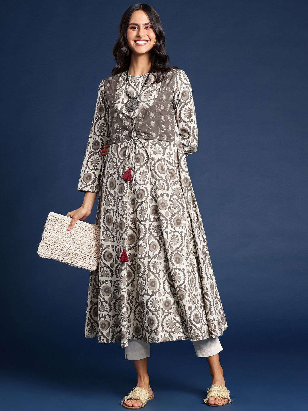 

Taavi Floral Printed Round Neck Cotton Anarkali Kurta With Tie-Up Detail, Beige