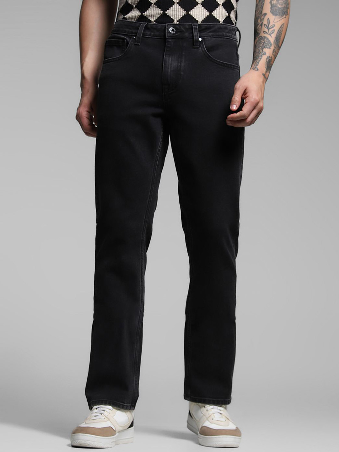 

Jack & Jones Men Clark Low-Rise Light Fade Stretchable Jeans, Black