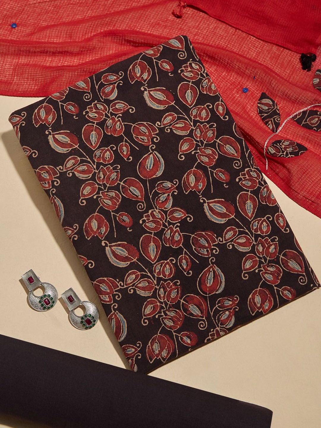 

Taneira Floral Printed Pure Cotton Unstitched Dress Material, Brown
