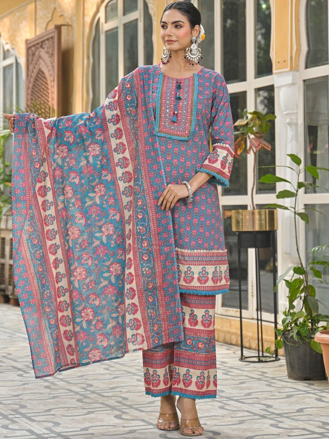 

AUTUMN LANE Floral Printed Round Neck Pure Cotton Straight Kurta With Trouser And Dupatta, Purple