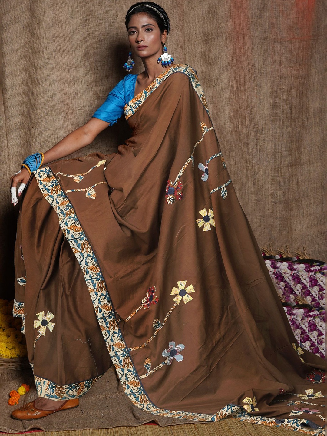 

Unnati Silks Floral Pure Cotton Handloom Saree, Brown