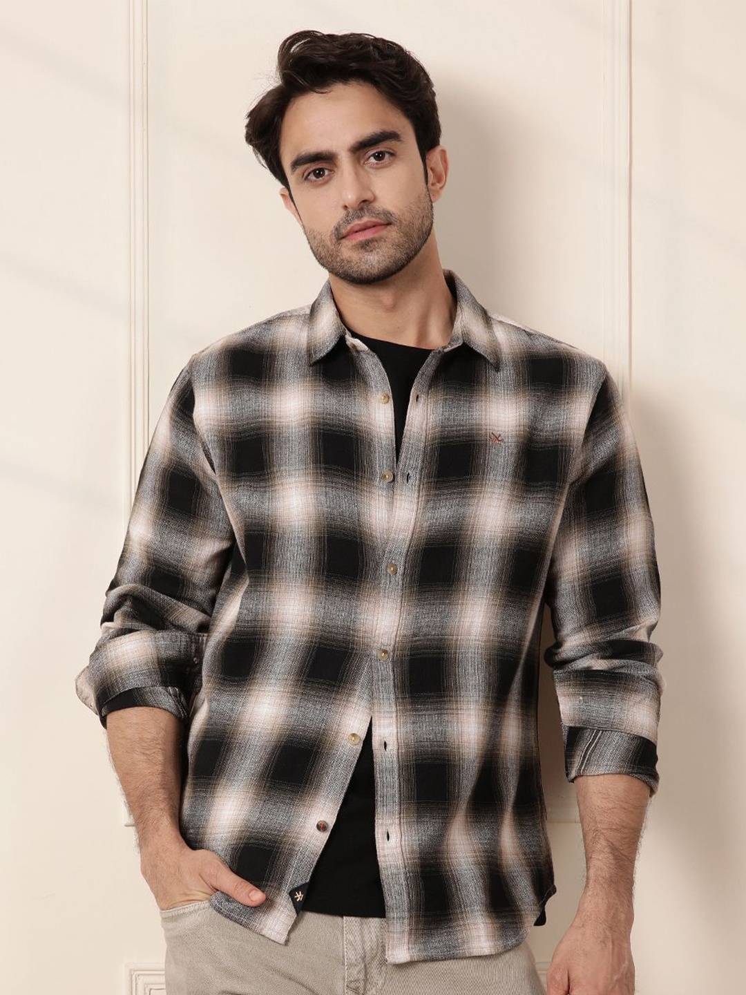

WROGN Men Comfort Fit Spread Collar Checked Cotton Casual Shirt, Black