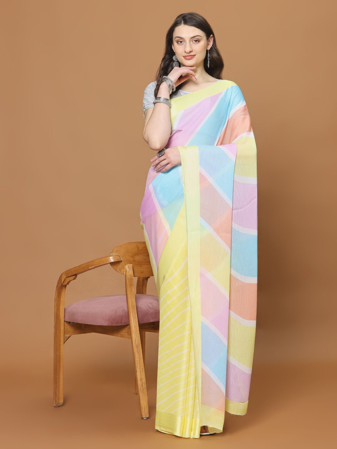 

Meena Bazaar Poly Chiffon Saree, Yellow