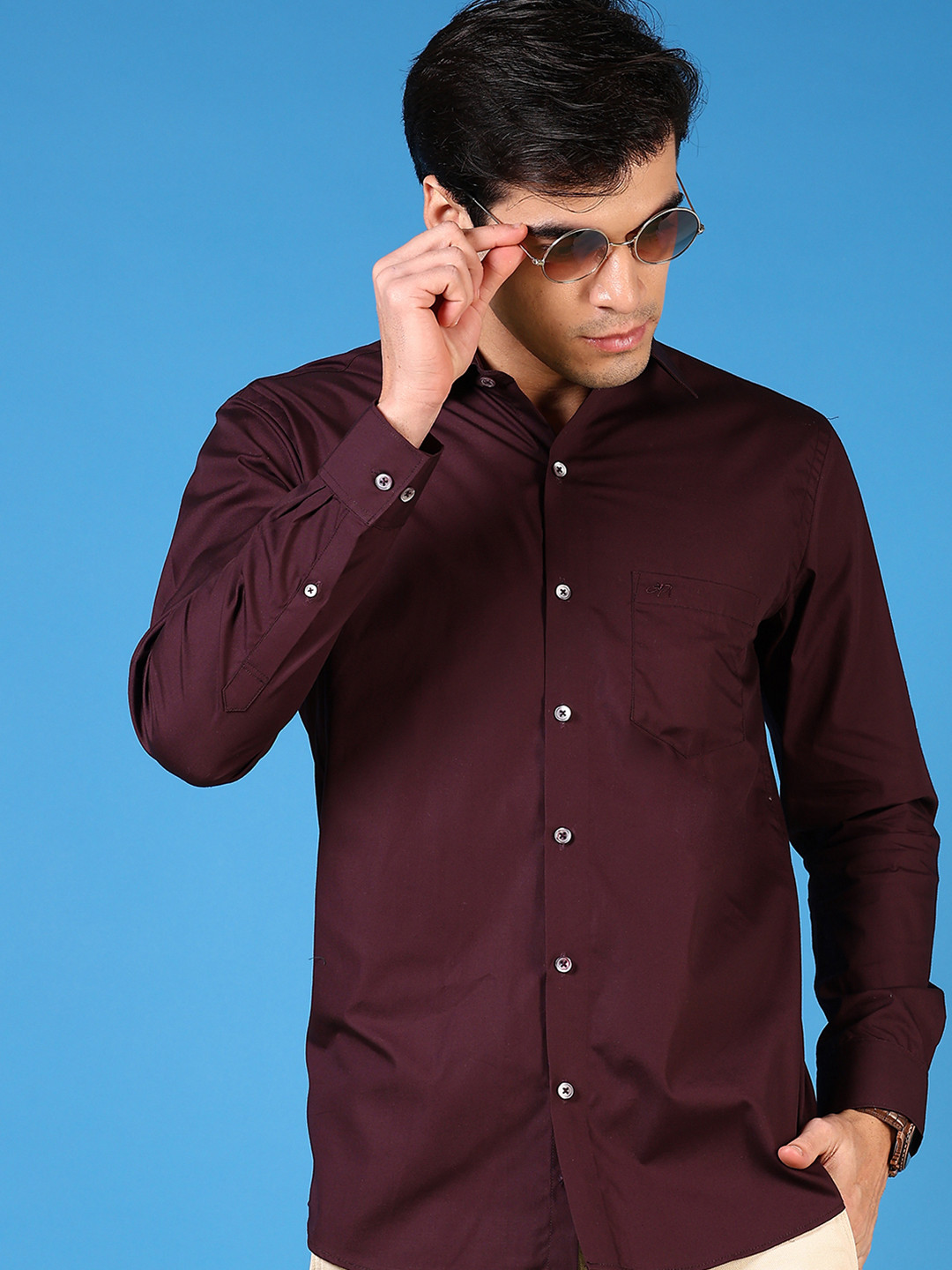 

V-Mart Men Spread Collar Solid Cotton Casual Shirt, Purple