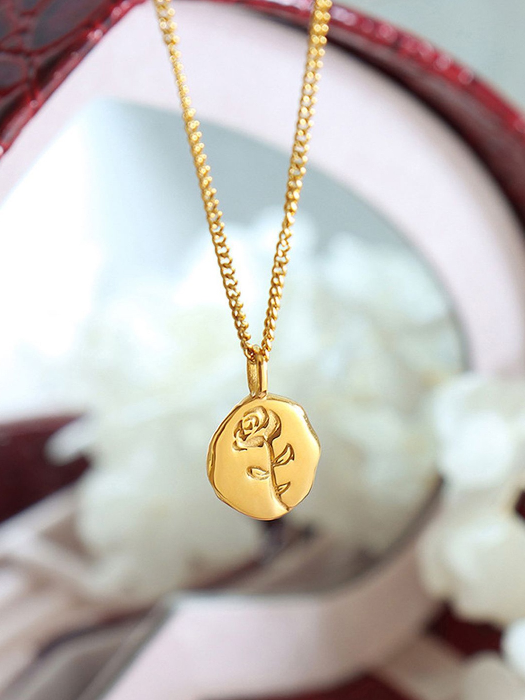 

BEYTER Gold-Plated Stainless Steel Oval Rose Charm Pendant With Chain