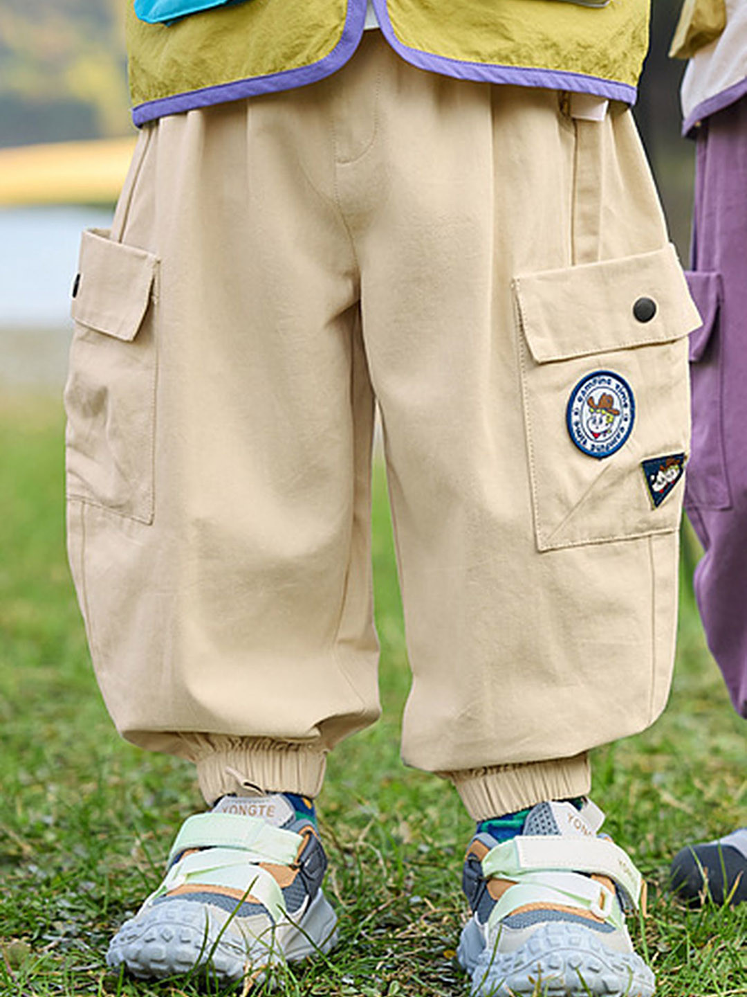 

LULU & SKY Boys Printed Mom Fit High-Rise Cargo Styles Joggers, Cream