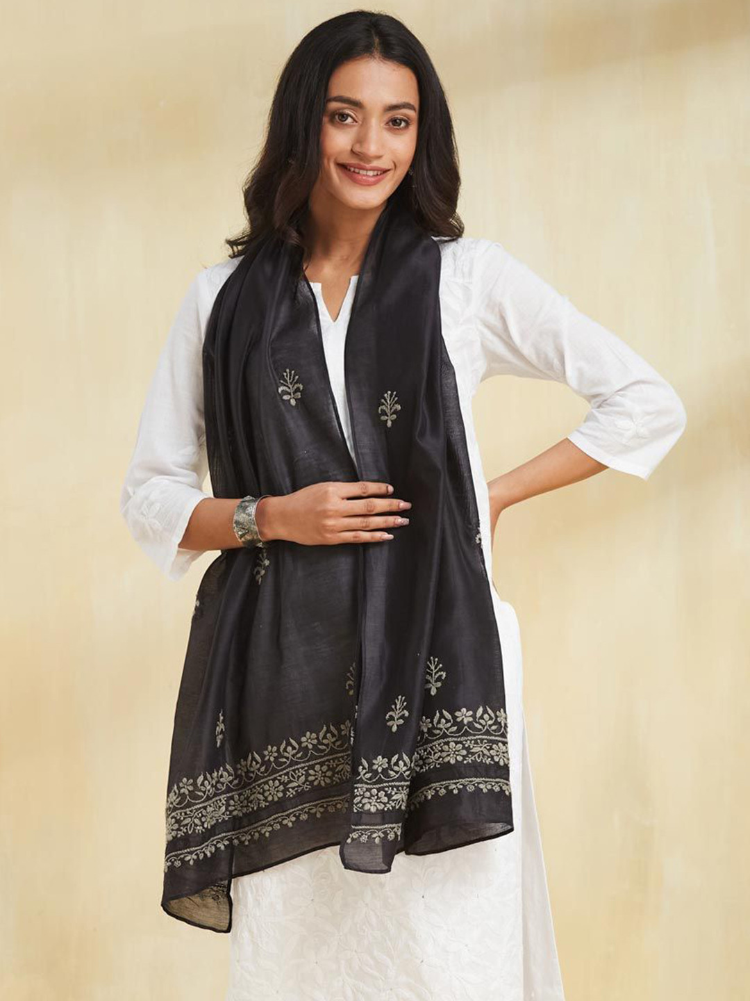 

Fabindia Women Floral Embroidered Stole, Black
