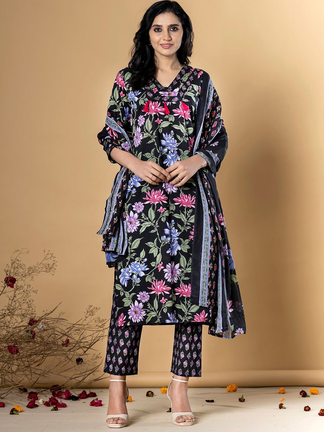 

Readiprint Floral Printed Pure Cotton Straight Kurta With Trouser & Dupatta, Black