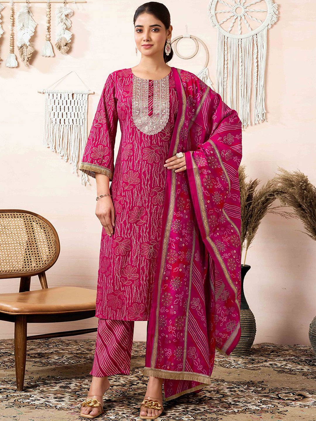 

Peachmode Floral Printed Zari Chanderi Silk Straight Kurta With Trousers And Dupatta, Pink