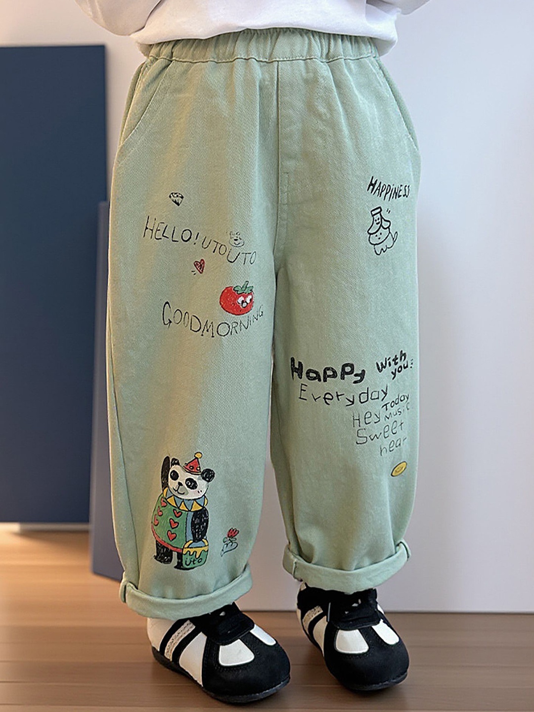 

LULU & SKY Girls Typography Printed Tapered Fit High-Rise Regular Trousers, Green