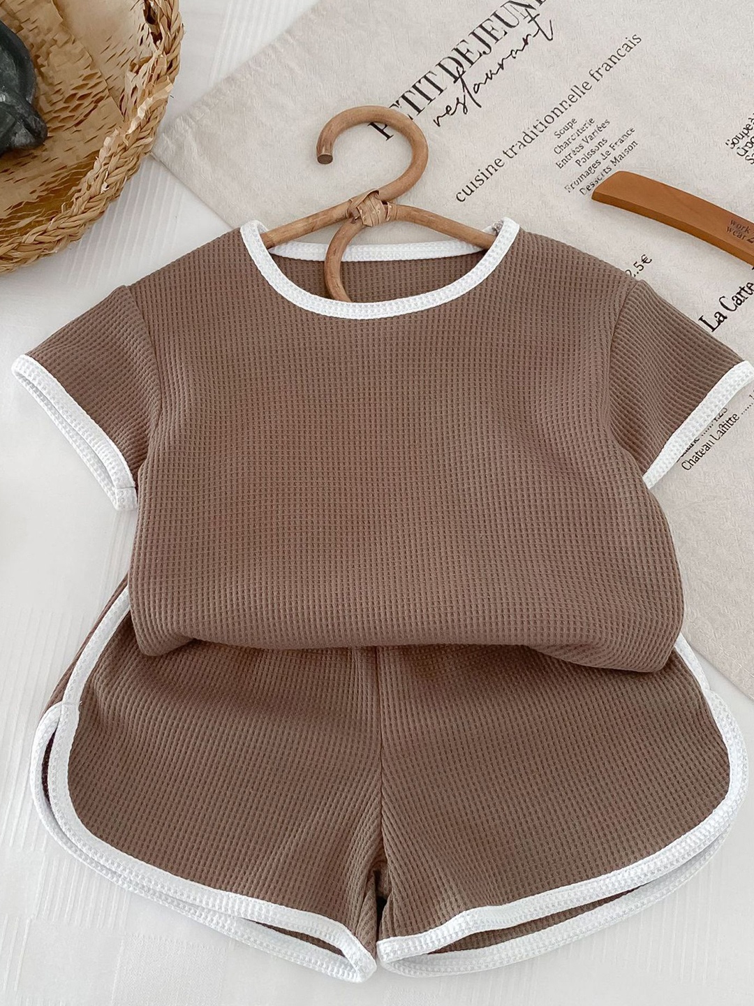 

LULU & SKY Kids Round Neck Cotton T-Shirt With Shorts, Beige