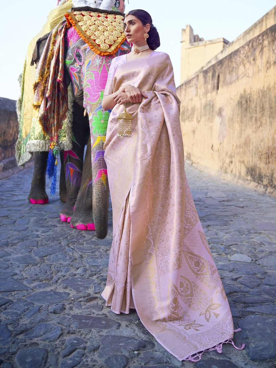 

Anouk Woven Design Zari Silk Blend Banarasi Saree, Pink