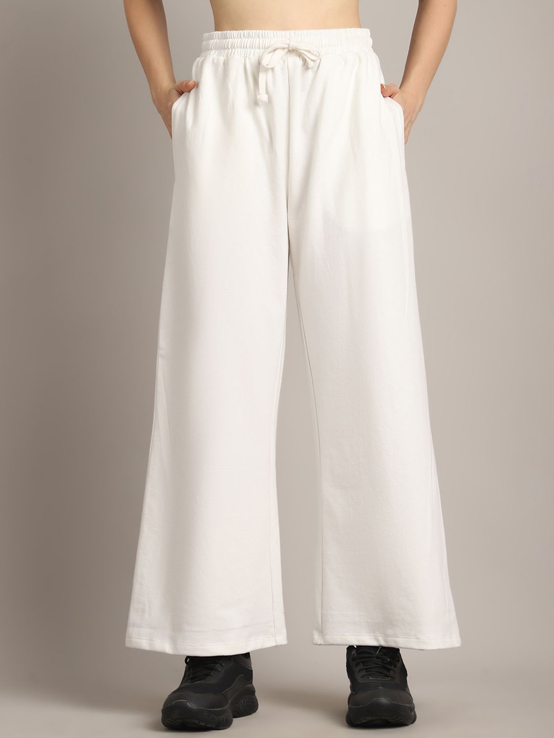 

Rute Pure Cotton Mid-Rise Slim-Fit Trousers, White