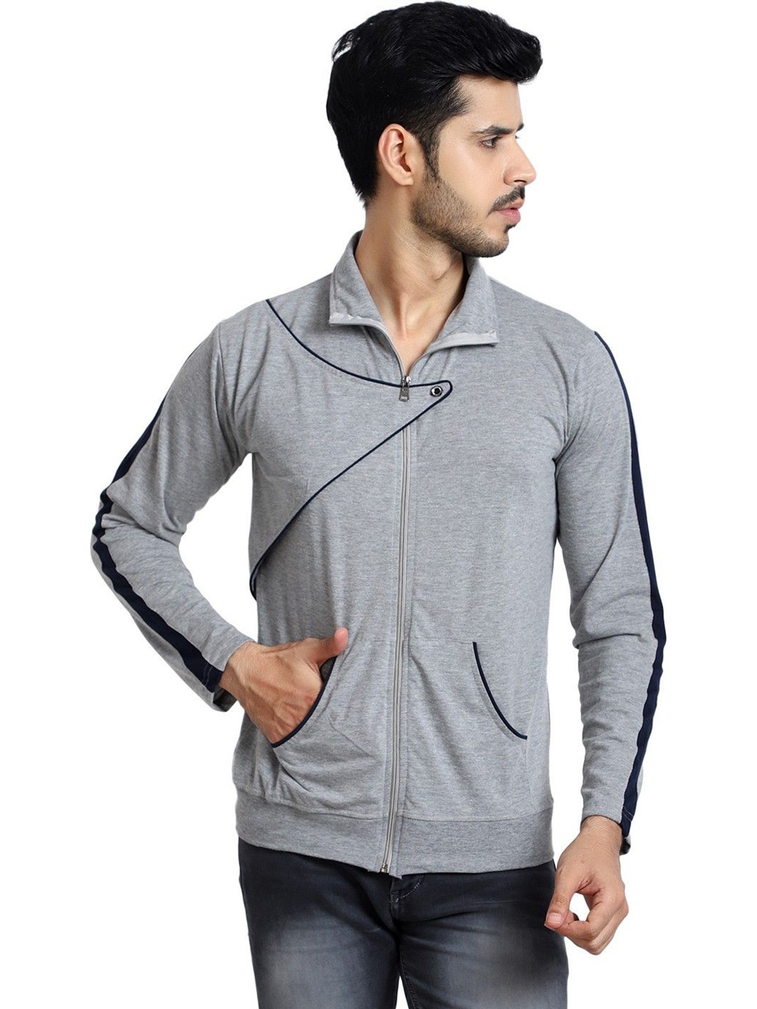 

Black Collection Men Solid Slim Fit T-shirt, Grey
