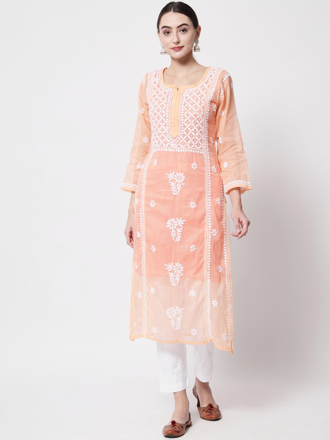 

PARAMOUNT CHIKAN Floral Lucknowi Chikankari Notch Neck Straight Kurta, Peach