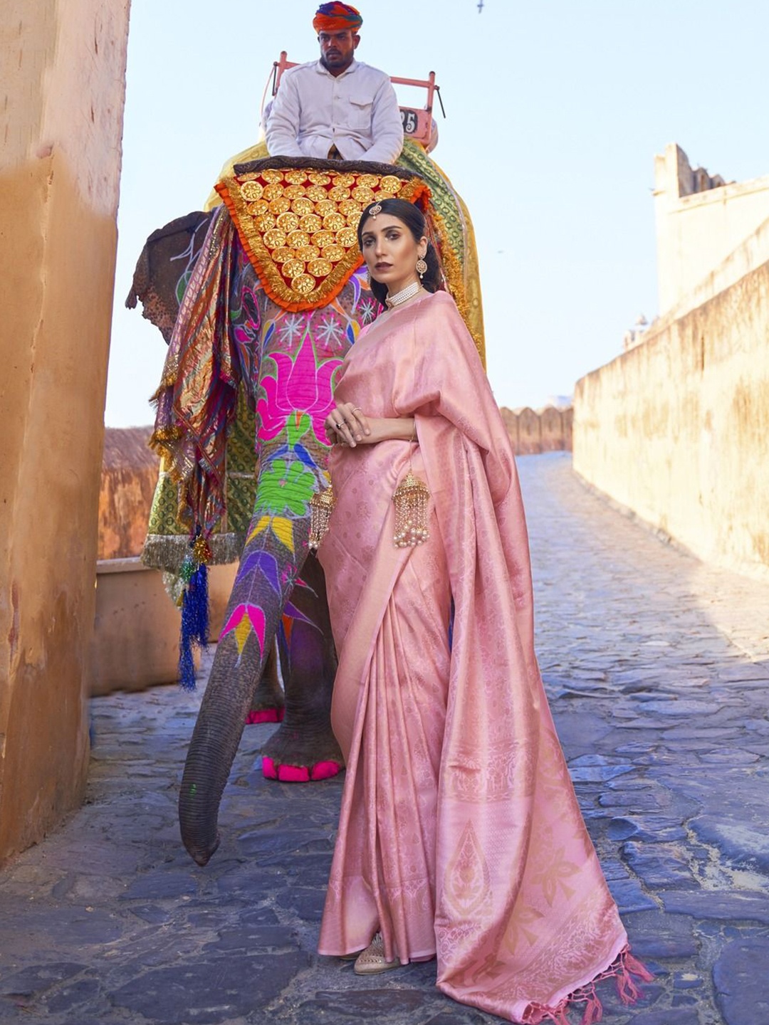 

Anouk Woven Design Zari Silk Blend Banarasi Saree, Pink
