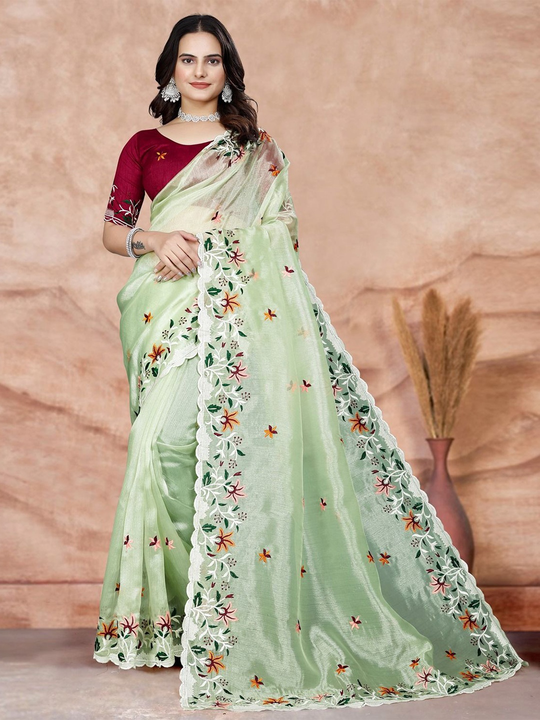 

DHRUTI CREATION Floral Embroidered Organza Heavy Work Saree, Green