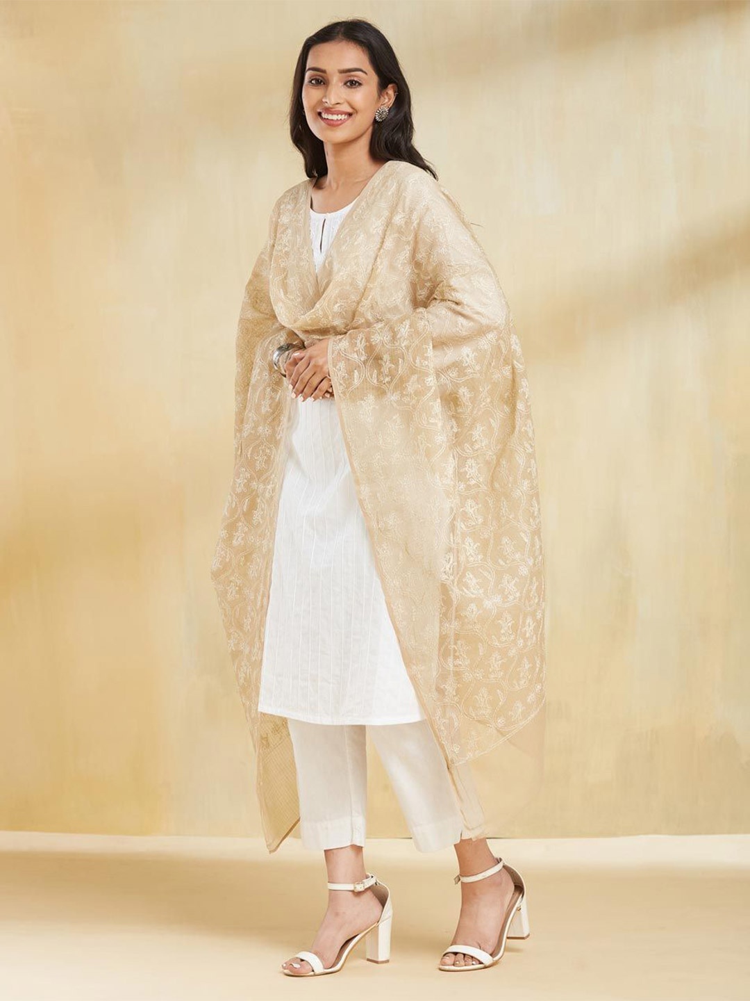 

Fabindia Floral Embroidered Thread Work Cotton Silk Dupatta, Beige