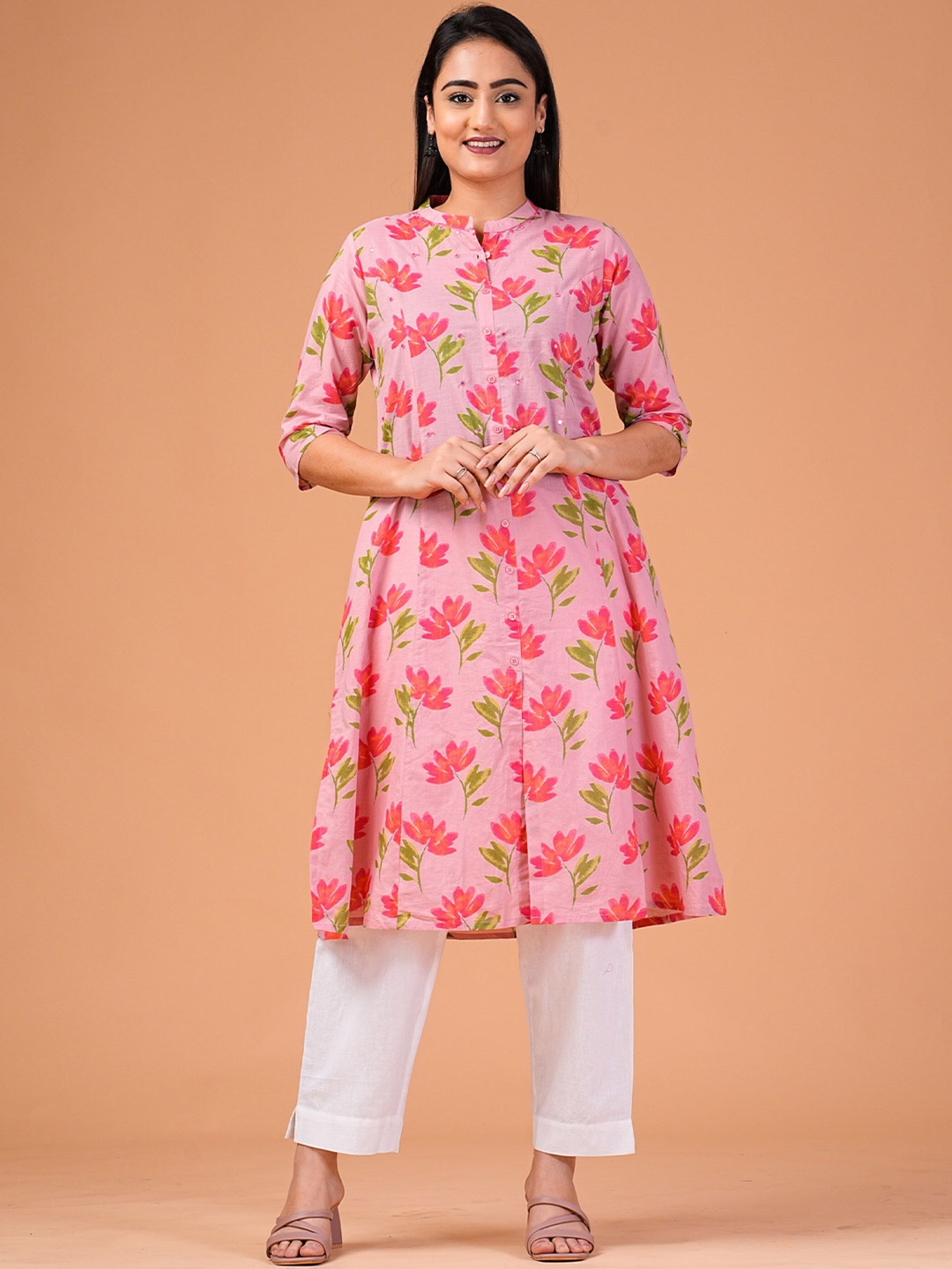 

GATIM Floral Printed Sequinned Cotton Staight Kurta, Pink