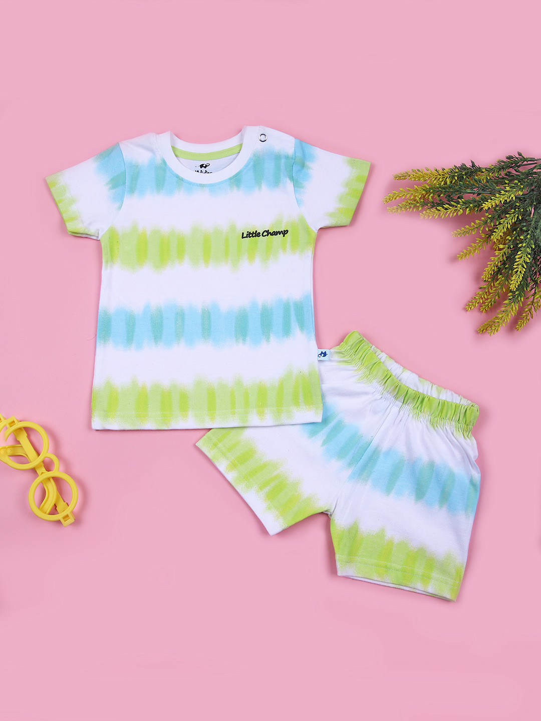 

V-Mart Infant Boys Dyed T-shirt With Shorts, White