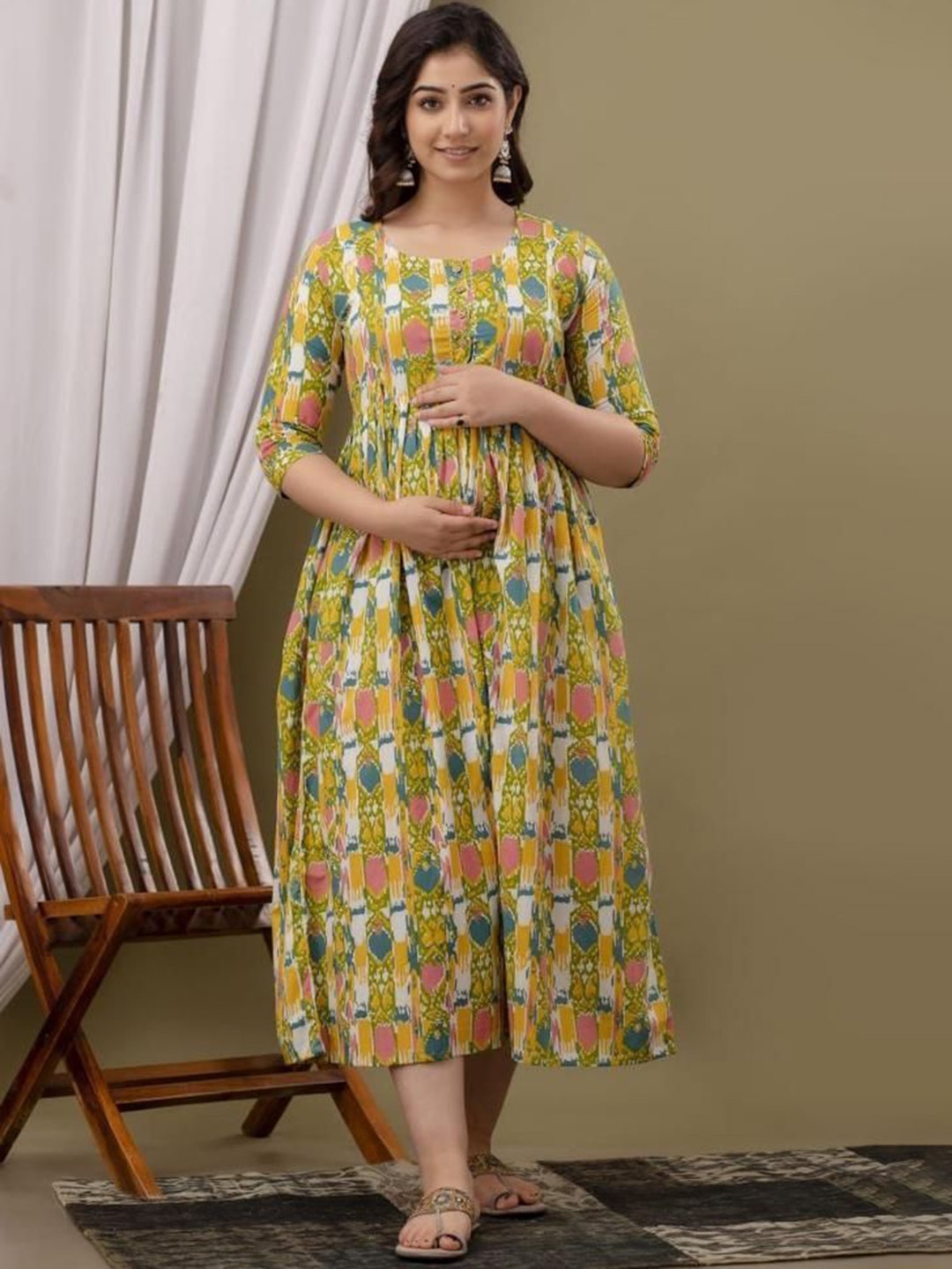 

SILAKIVA Ethnic Motifs Printed Gathered Fit and Flare Maternity Dress, Green