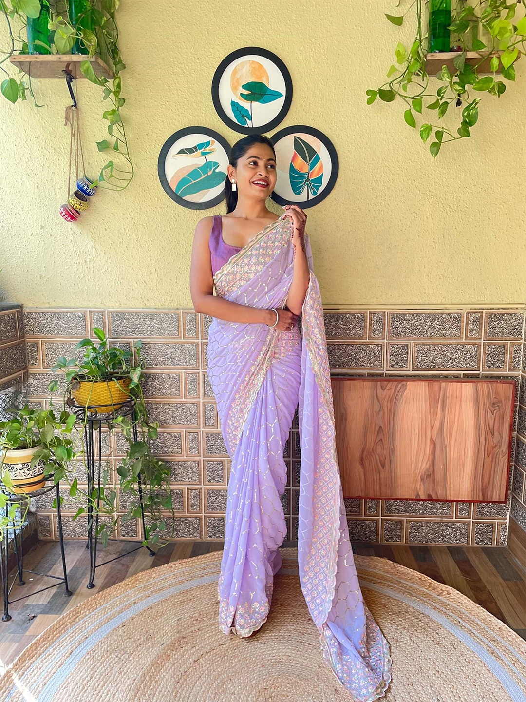 

DIVASTRI Sequinned Poly Georgette Saree, Lavender