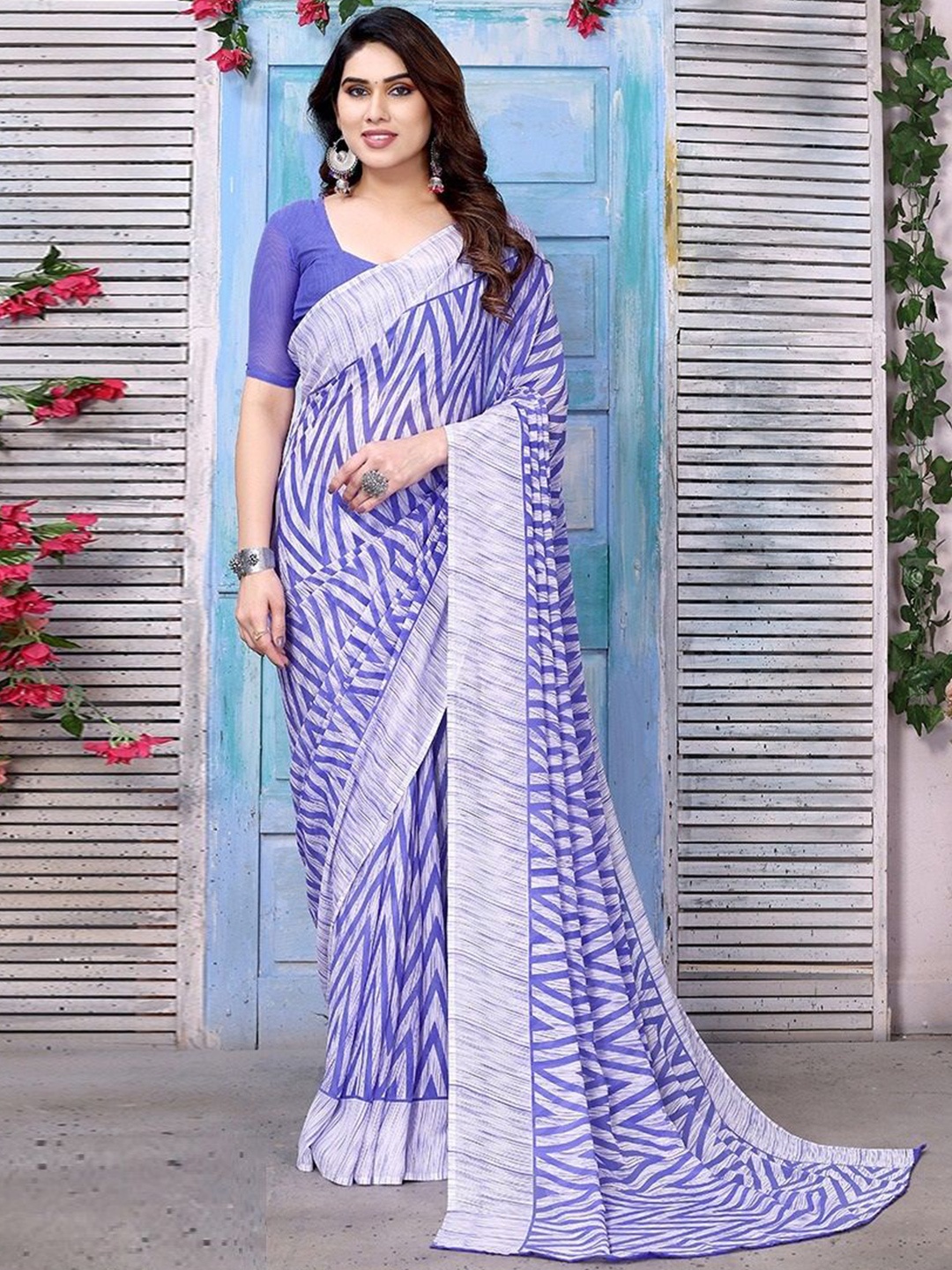 

Styleveda Poly Georgette Block Print Saree, Purple