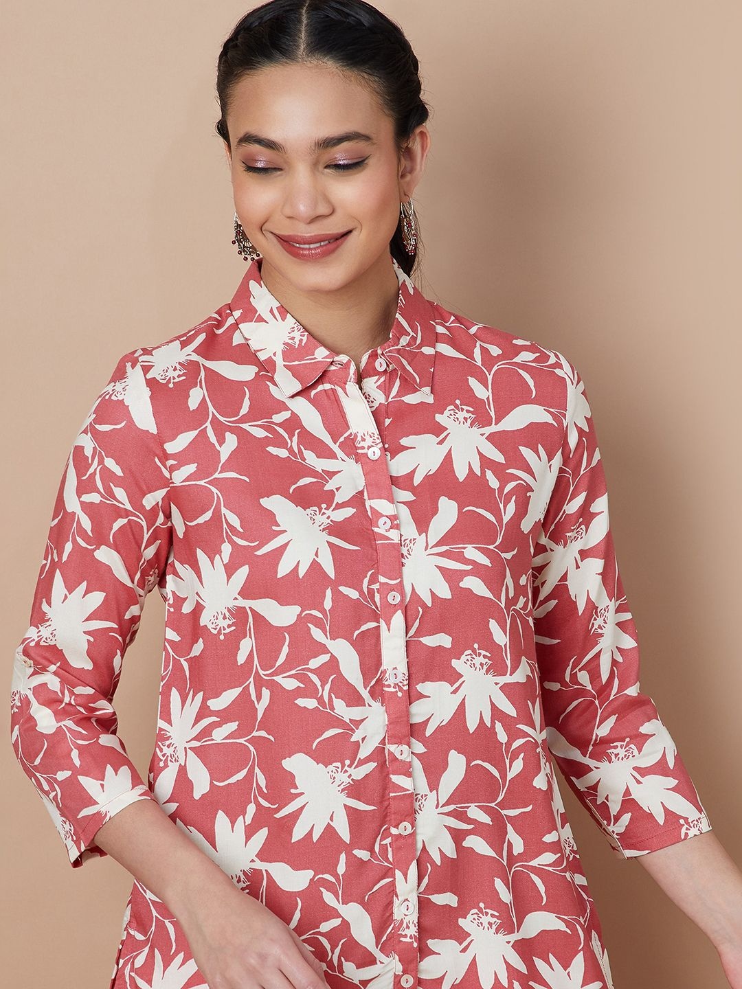 

Melange by Lifestyle Ethnic Motifs Printed Shirt Collar Kurti, Pink