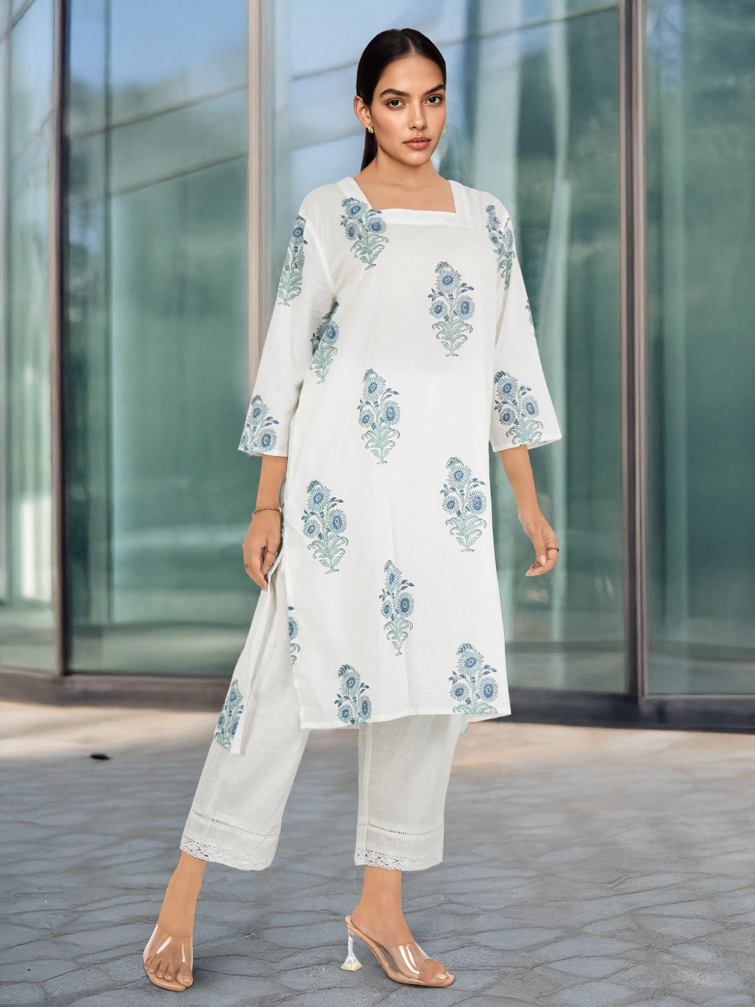 

Taavi Floral Printed Regular Pure Cotton Sanganeri Folk Kurta with Trousers, White