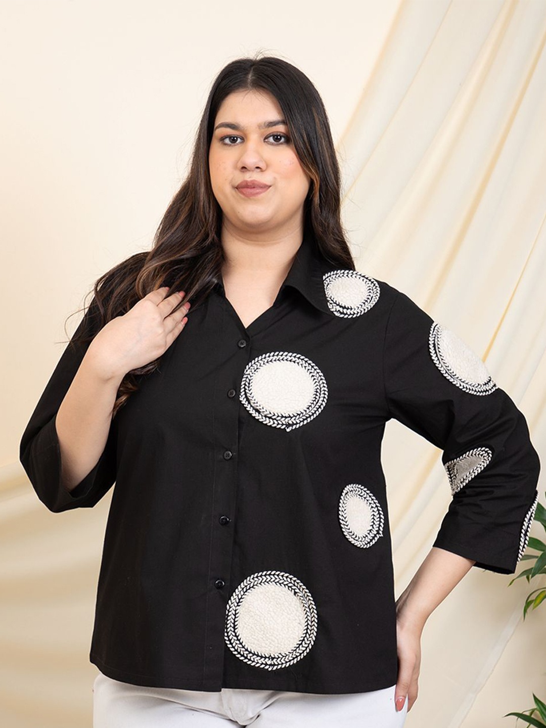 

DEEBACO Women Plus Size Spread Collar Abstract Printed Cotton Casual Shirt, Black