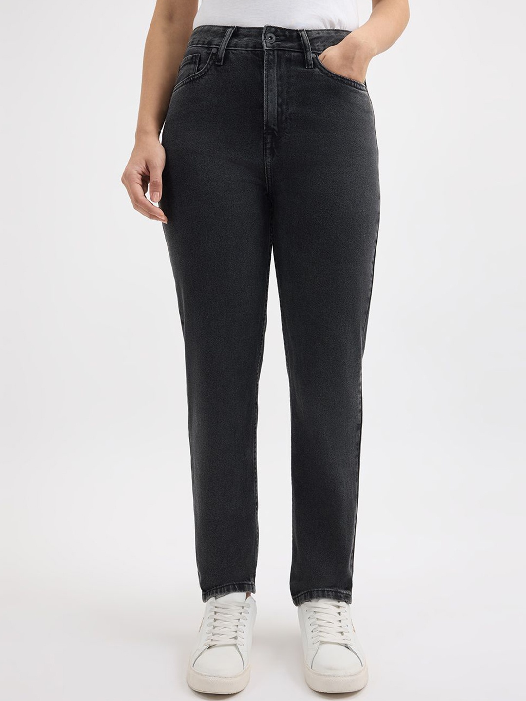 

Pepe Jeans Women Mom Fit High-Rise Jeans, Black