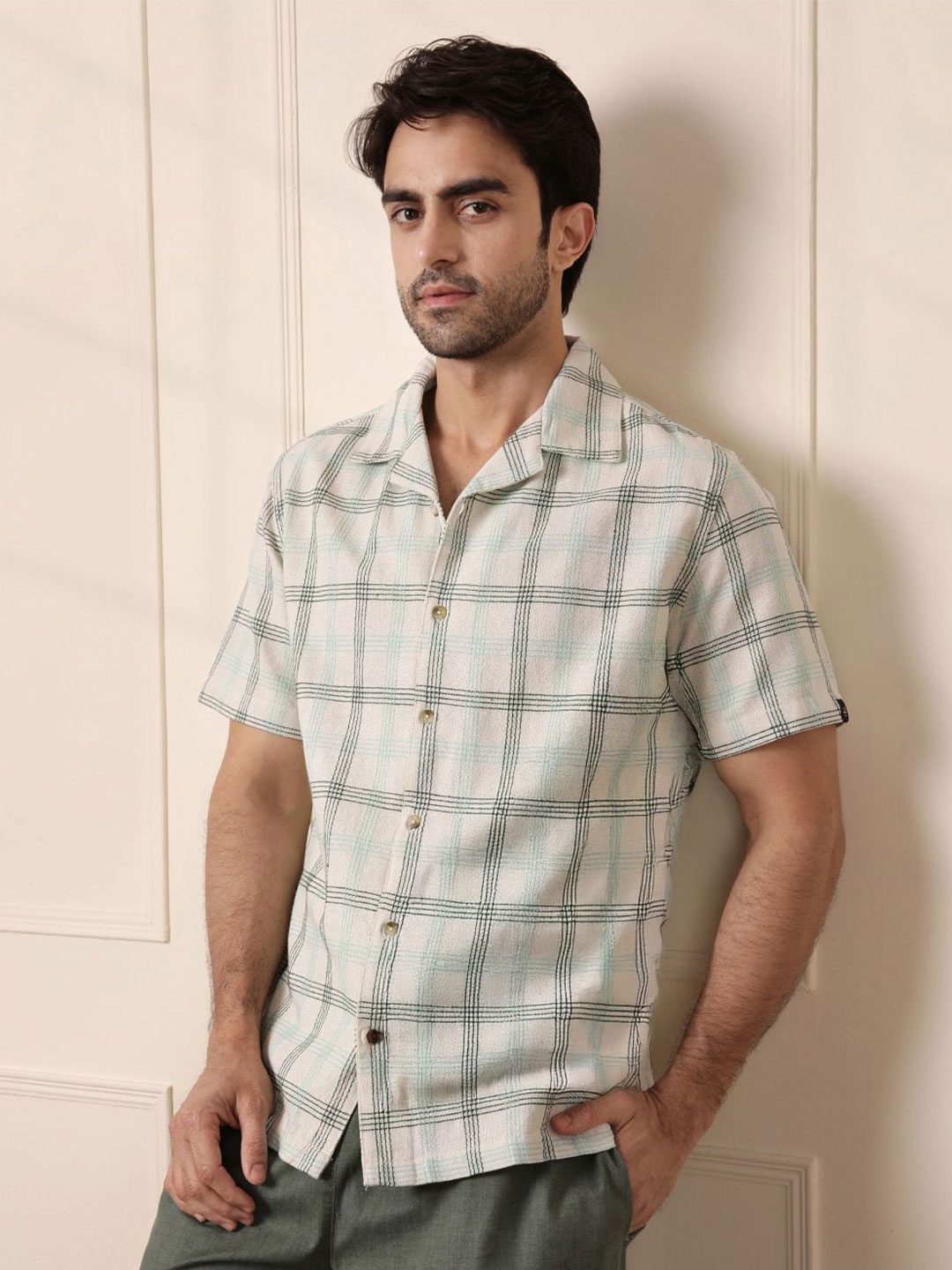 

WROGN Men Comfort Fit Cuban Collar Checked Cotton Casual Shirt, Beige