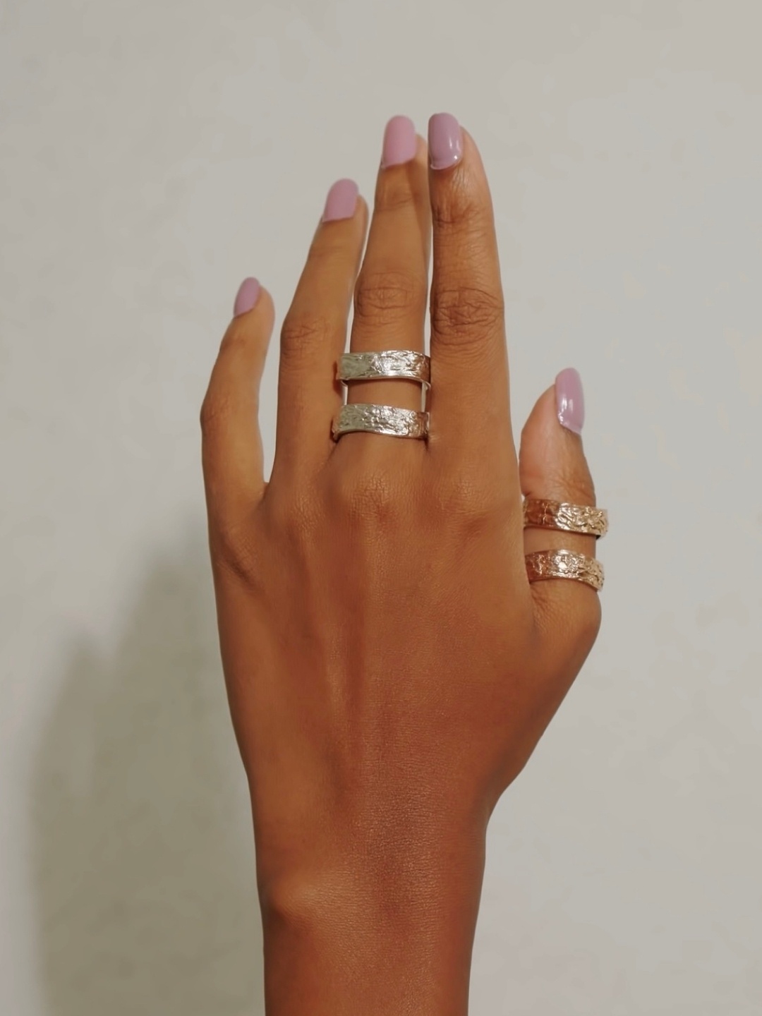 

House of Pehr 1 Pc Rose Gold Plated Hammered Double Layered Cora Ring