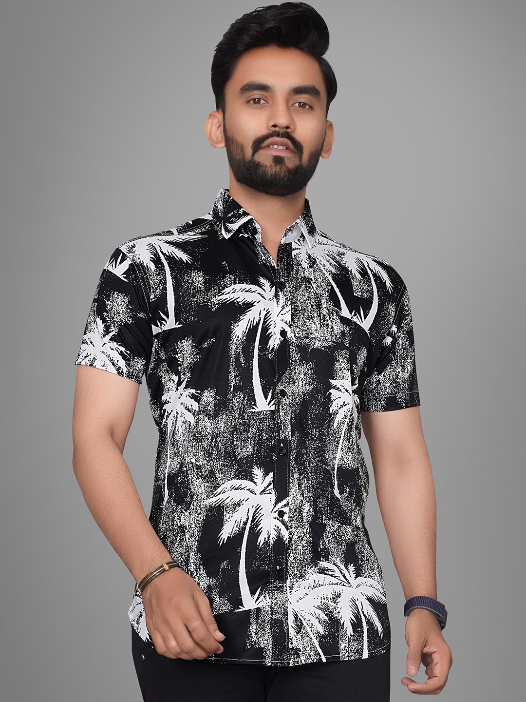 

Metronaut Men Semi Sheer Printed Casual Shirt, Black