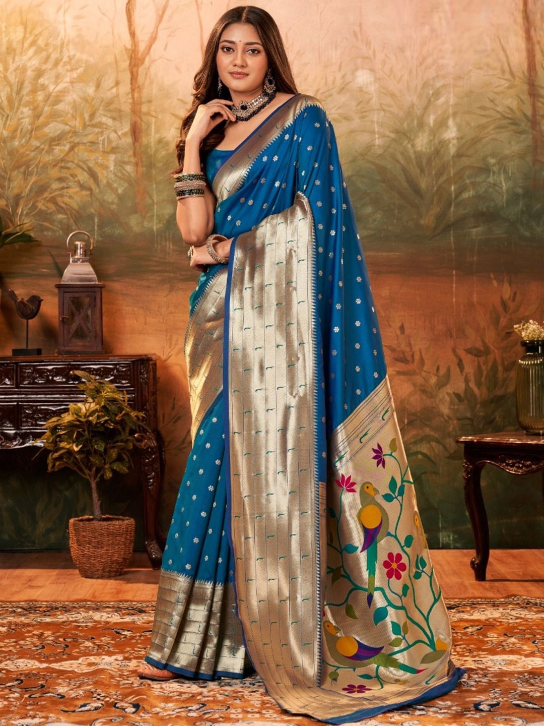 

DIVASTRI Ethnic Motifs Woven Design Zari Paithani Saree, Blue