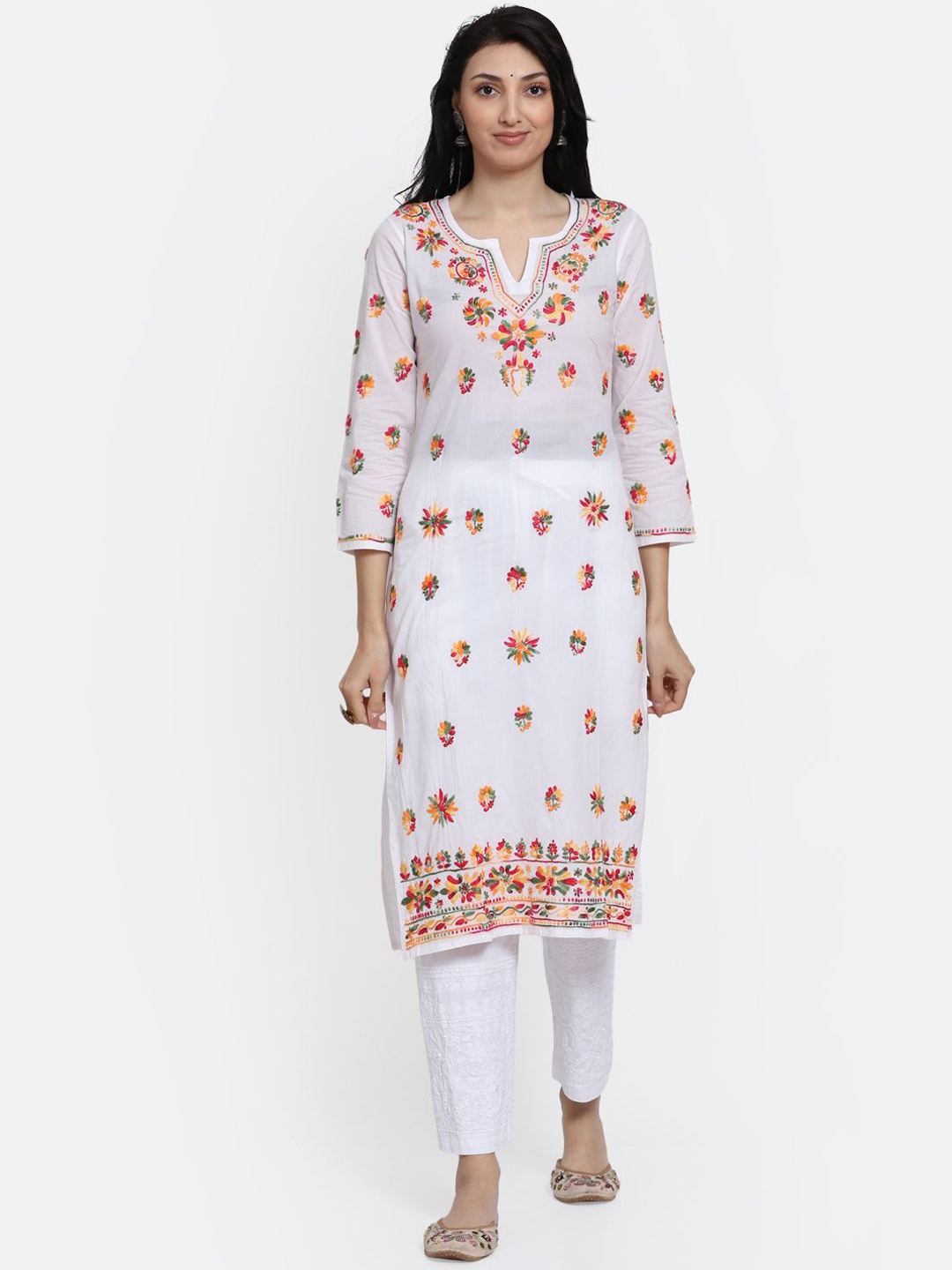 

PARAMOUNT CHIKAN Ethnic Motifs Embroidered Lucknowi Chikankari Notch Neck Straight Kurta, White