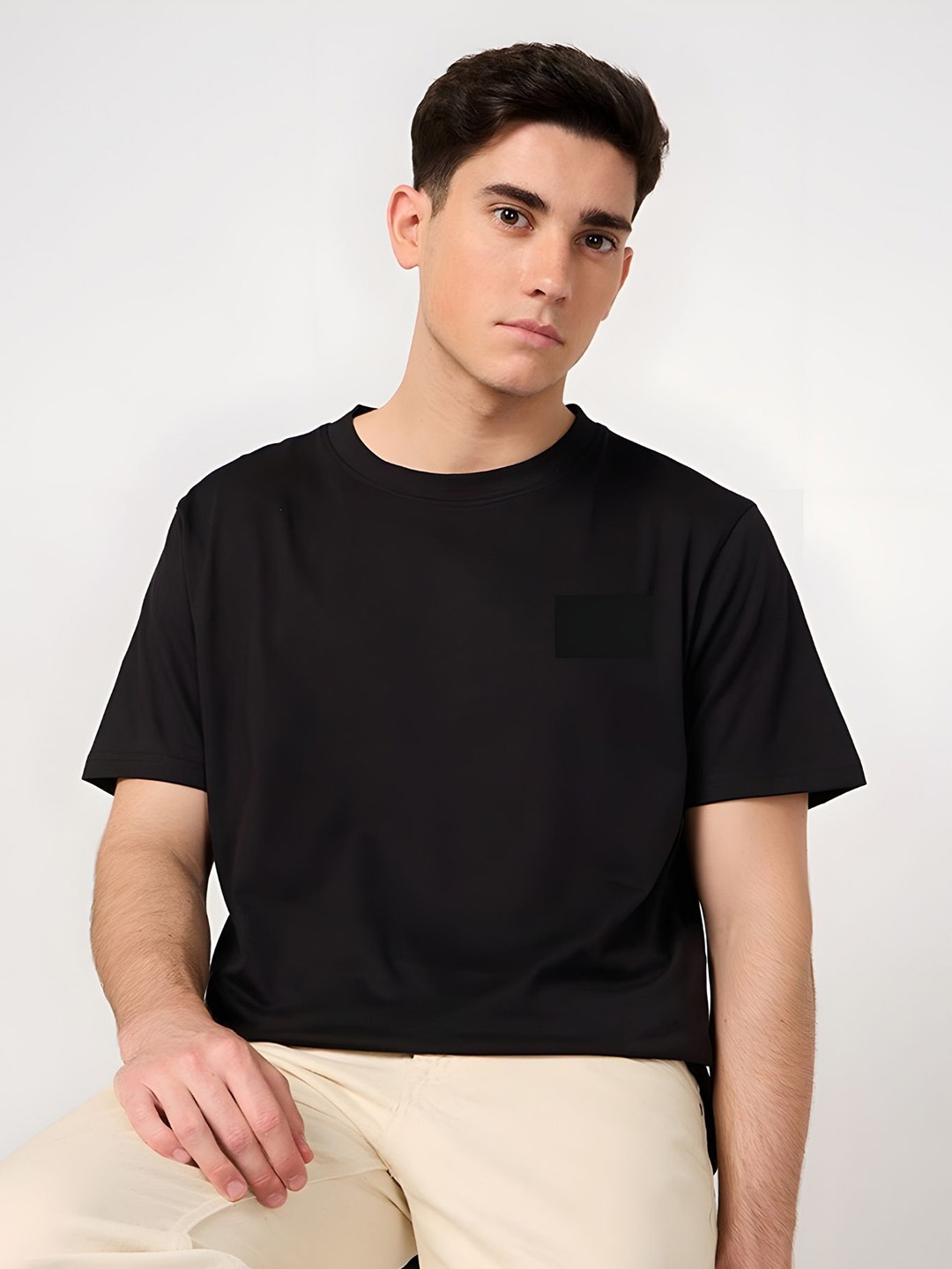 

Moda Rapido Men Drop-Shoulder Sleeves T-shirt, Black